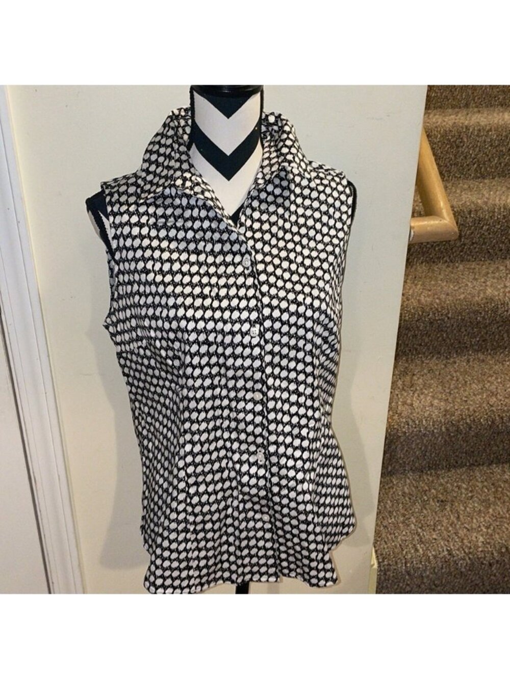 Womens 212 Collections Button Down Shirt